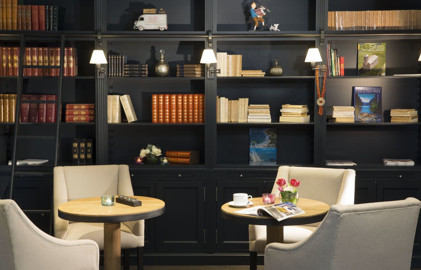 Hotel Albert 1er Paris - Bibliothek